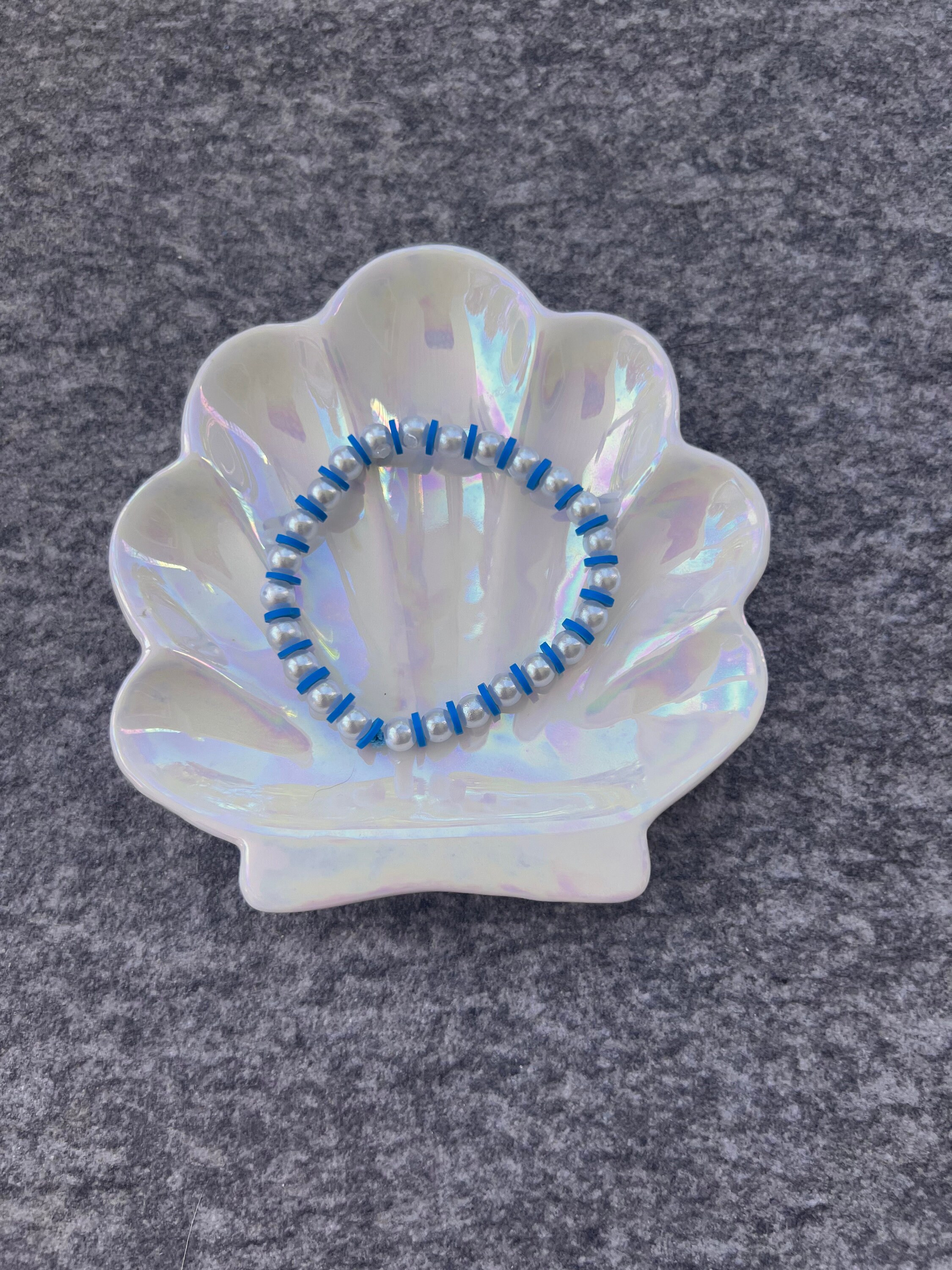 Blue pearl clay bead bracelet